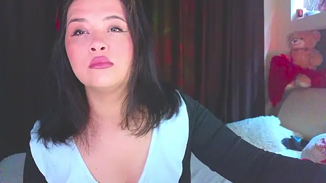 Snapshot of Malika_uAngel chatting on March 4, 11:00 pm Malika uAngel online show from March 4, 11:00 pm