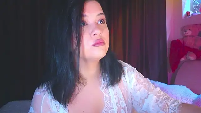 Snapshot of Malika_uAngel chatting on March 6, 11:56 pm Malika uAngel online show from March 6, 11:56 pm