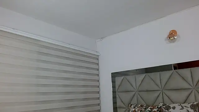 nana levy online show from December 17, 3:39 am