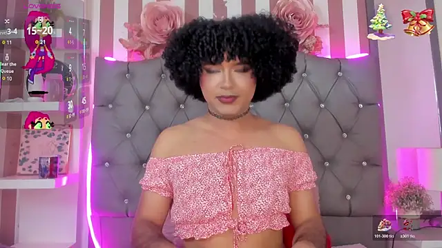 Snapshot of Star-Fire chatting on December 17, 9:10 pm Star-Fire online show from December 17, 9:10 pm