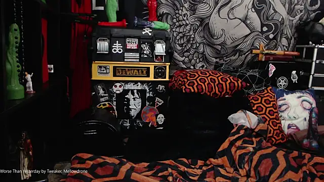 Silentmary online show from January 28, 2:21 am
