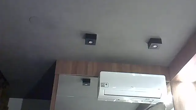 Skinny-Kitten online show from October 29, 6:48 am