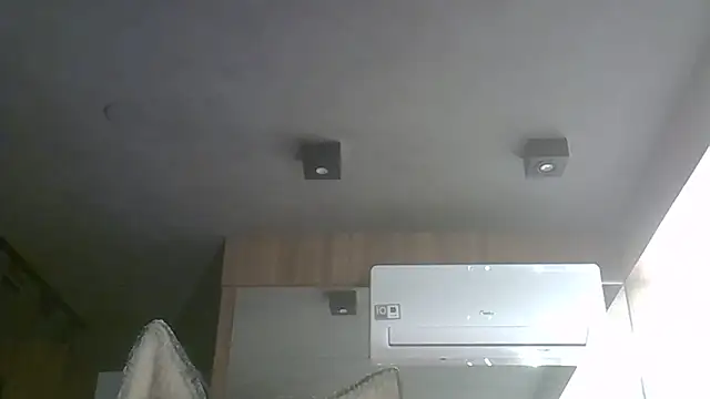 Skinny-Kitten online show from December 22, 12:18 am