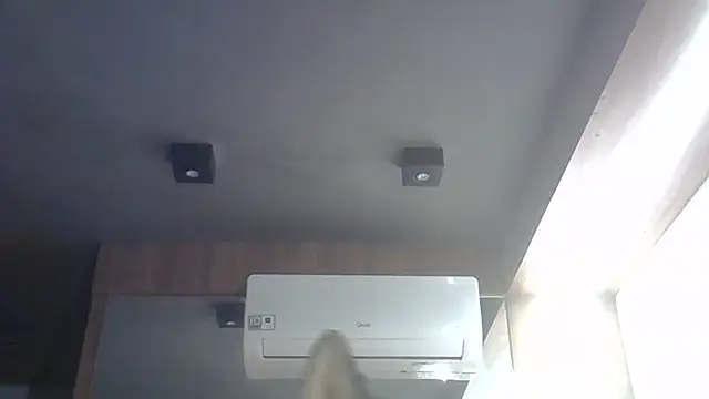 Snapshot of Skinny-Kitten chatting on June 14, 7:27 pm Skinny-Kitten online show from June 14, 7:27 pm