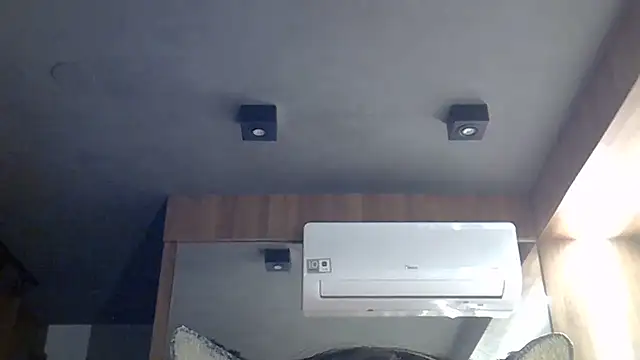 Snapshot of Skinny-Kitten chatting on July 9, 9:41 pm Skinny-Kitten online show from July 9, 9:41 pm