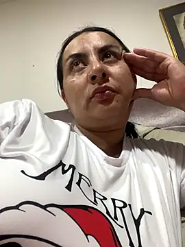 Abril Luv online show from October 10, 2:10 am