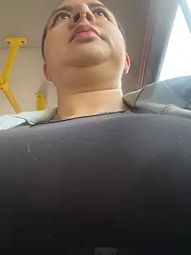 Abril Luv online show from October 14, 12:06 pm