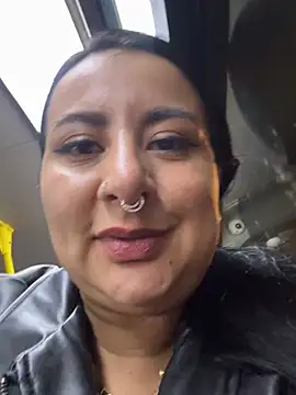 Snapshot of Abril_Luv chatting on June 12, 12:20 am Abril Luv online show from June 12, 12:20 am