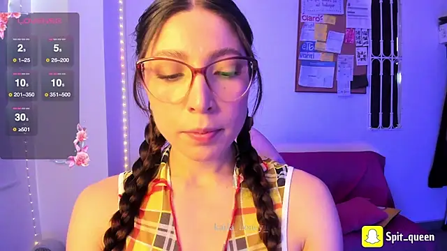 Spit queen online show from June 2, 1:46 pm