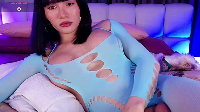 sweetieluna01 online show from March 5, 5:36 am
