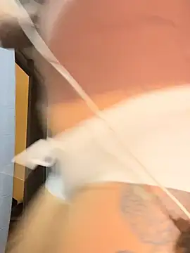 LuceroRm online show from March 20, 5:01 am