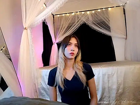 Snapshot of xxxvandersexxx chatting on July 21, 3:31 am xxxvandersexxx online show from July 21, 3:31 am