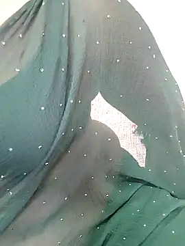 ANGE-MOU online show from October 8, 1:25 am