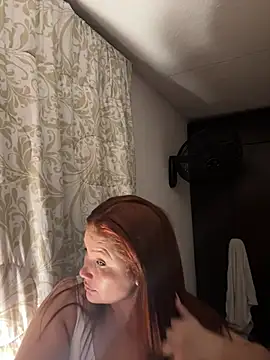 EmilyBarragan online show from February 13, 3:50 am