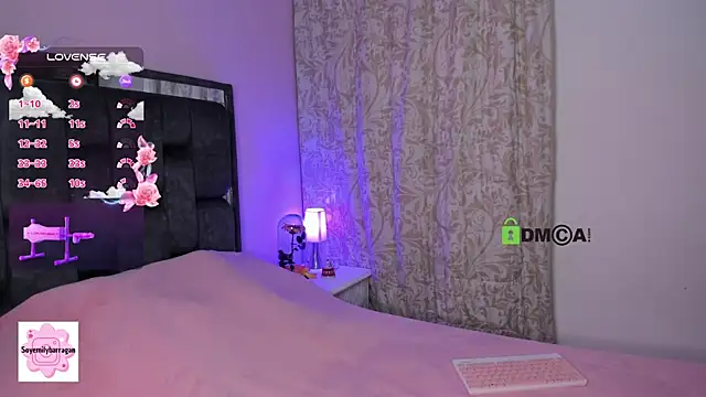 EmilyBarragan online show from March 15, 1:41 am