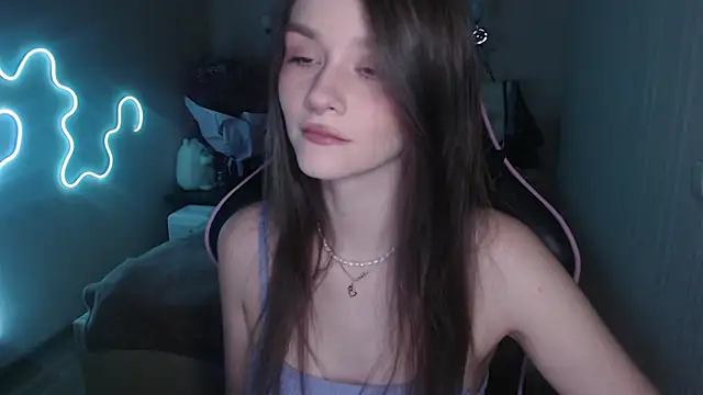 jeann elsaa online show from December 16, 5:49 am