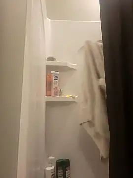 Snapshot of lofibunni chatting on January 7, 7:05 pm lofibunni online show from January 7, 7:05 pm