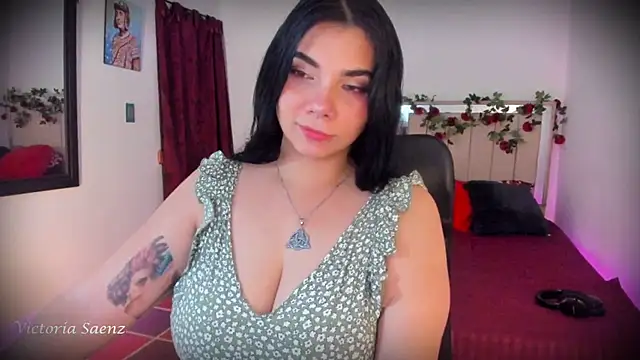 Snapshot of victoriaasaenz_ chatting on February 19, 12:39 am victoriaasaenz online show from February 19, 12:39 am