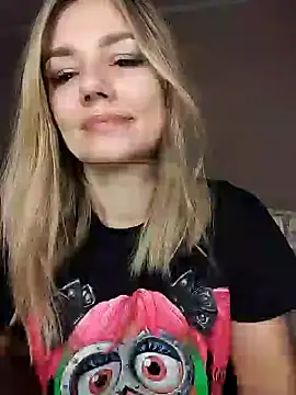 KrissSexi online show from March 18, 4:37 am