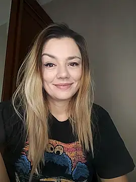 KrissSexi online show from December 19, 5:25 am