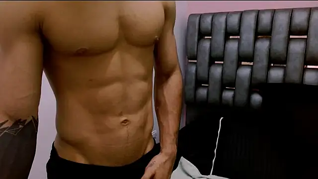 AlbertBernal69 online show from January 8, 10:48 am