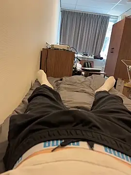 Snapshot of mihaixxx1 chatting on September 14, 1:43 pm mihaixxx1 online show from September 14, 1:43 pm