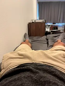 Snapshot of mihaixxx1 chatting on September 21, 10:28 am mihaixxx1 online show from September 21, 10:28 am