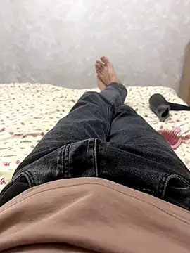 Snapshot of mihaixxx1 chatting on October 22, 3:12 pm mihaixxx1 online show from October 22, 3:12 pm