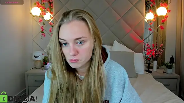 Barbie Lis online show from November 29, 1:08 am