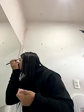 ZiaCalifa online show from December 4, 9:51 am