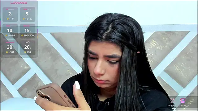 ZiaCalifa online show from January 12, 11:15 am