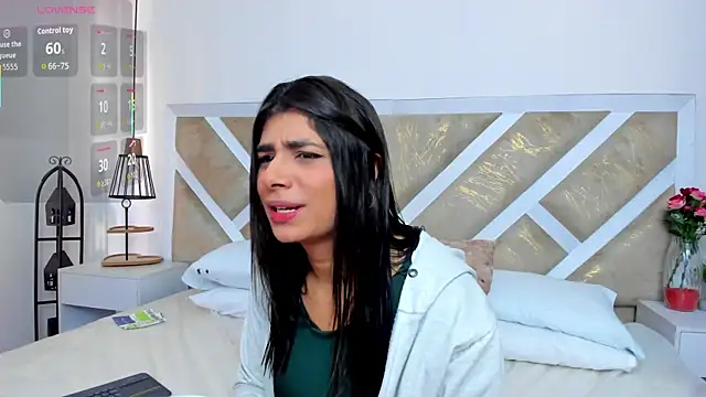 ZiaCalifa online show from February 14, 12:35 pm