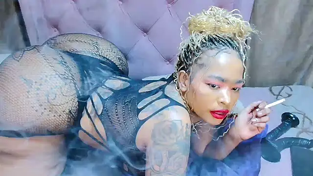 AFRICANGODDESSXXX online show from October 22, 11:48 pm