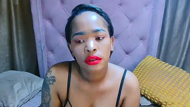 Snapshot of AFRICANGODDESSXXX chatting on March 1, 9:06 pm AFRICANGODDESSXXX online show from March 1, 9:06 pm