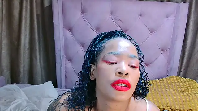 Snapshot of AFRICANGODDESSXXX chatting on March 13, 3:13 am AFRICANGODDESSXXX online show from March 13, 3:13 am