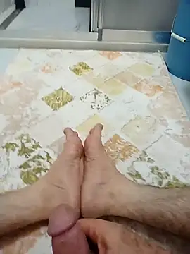 Snapshot of Hardapple01 chatting on February 9, 12:25 am Hardapple01 online show from February 9, 12:25 am