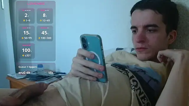 Tombgy07 online show from April 17, 4:43 pm