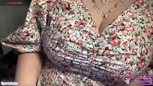 Snapshot of Sportybabe chatting on January 4, 11:06 pm Sportybabe online show from January 4, 11:06 pm