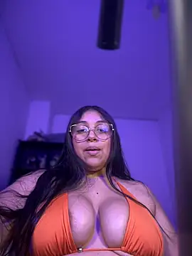 Snapshot of Soysofiarodrigu chatting on March 6, 9:31 pm Soysofiarodrigu online show from March 6, 9:31 pm