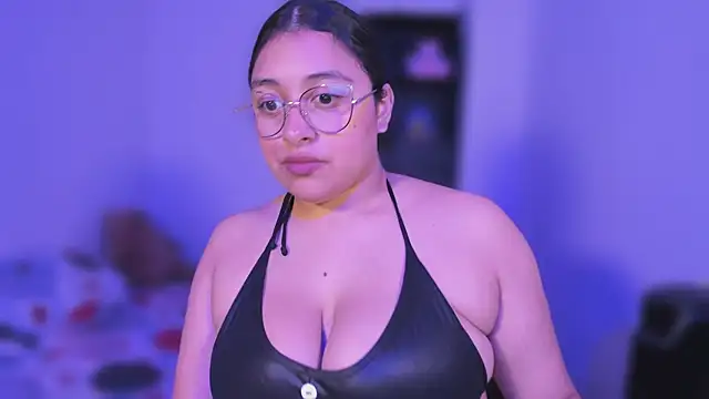 Snapshot of Soysofiarodrigu chatting on March 13, 10:54 pm Soysofiarodrigu online show from March 13, 10:54 pm