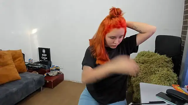  girls on fire  online show from March 8, 9:51 pm