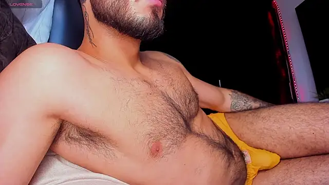 Snapshot of Paulwolf69 chatting on August 2, 9:46 pm Paulwolf69 online show from August 2, 9:46 pm