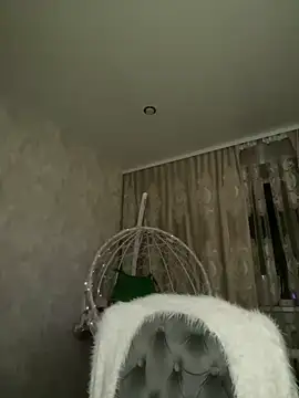 Snapshot of lily__foster chatting on April 23, 7:27 pm lily foster online show from April 23, 7:27 pm