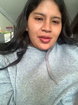 moncerrat luna online show from October 7, 9:23 pm