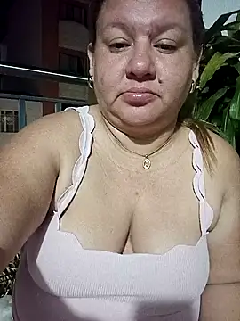 Snapshot of HORNY_MATURE25 chatting on January 19, 12:28 am HORNY MATURE25 online show from January 19, 12:28 am