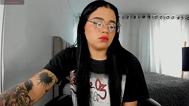 aliice walker  online show from November 16, 7:19 pm