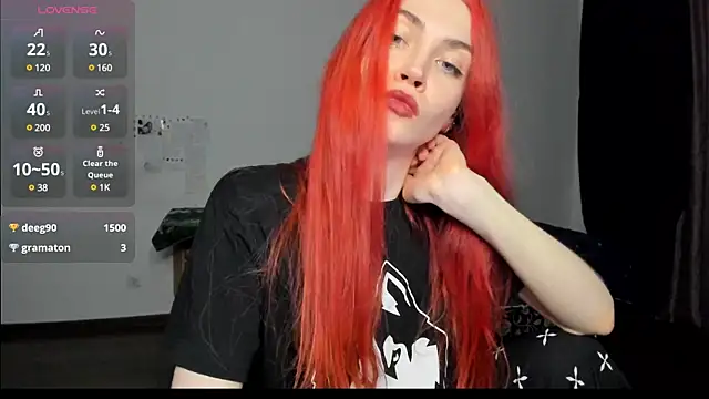 Snapshot of KitsuneRem chatting on January 11, 11:24 pm KitsuneRem online show from January 11, 11:24 pm