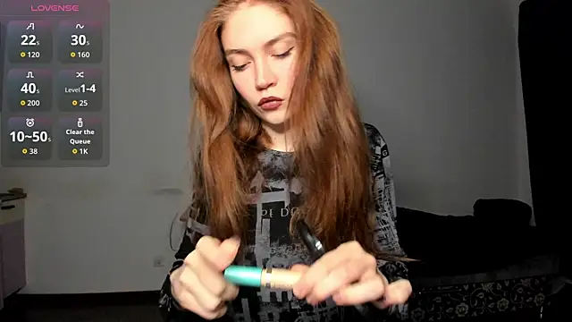 Snapshot of KitsuneRem chatting on September 24, 10:13 pm KitsuneRem online show from September 24, 10:13 pm