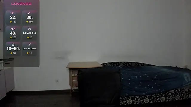 Snapshot of KitsuneRem chatting on March 1, 8:00 pm KitsuneRem online show from March 1, 8:00 pm