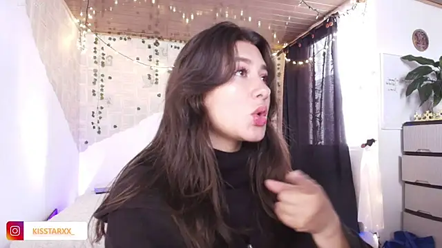 Snapshot of kisstarxxx chatting on November 7, 7:36 pm kisstarxxx online show from November 7, 7:36 pm